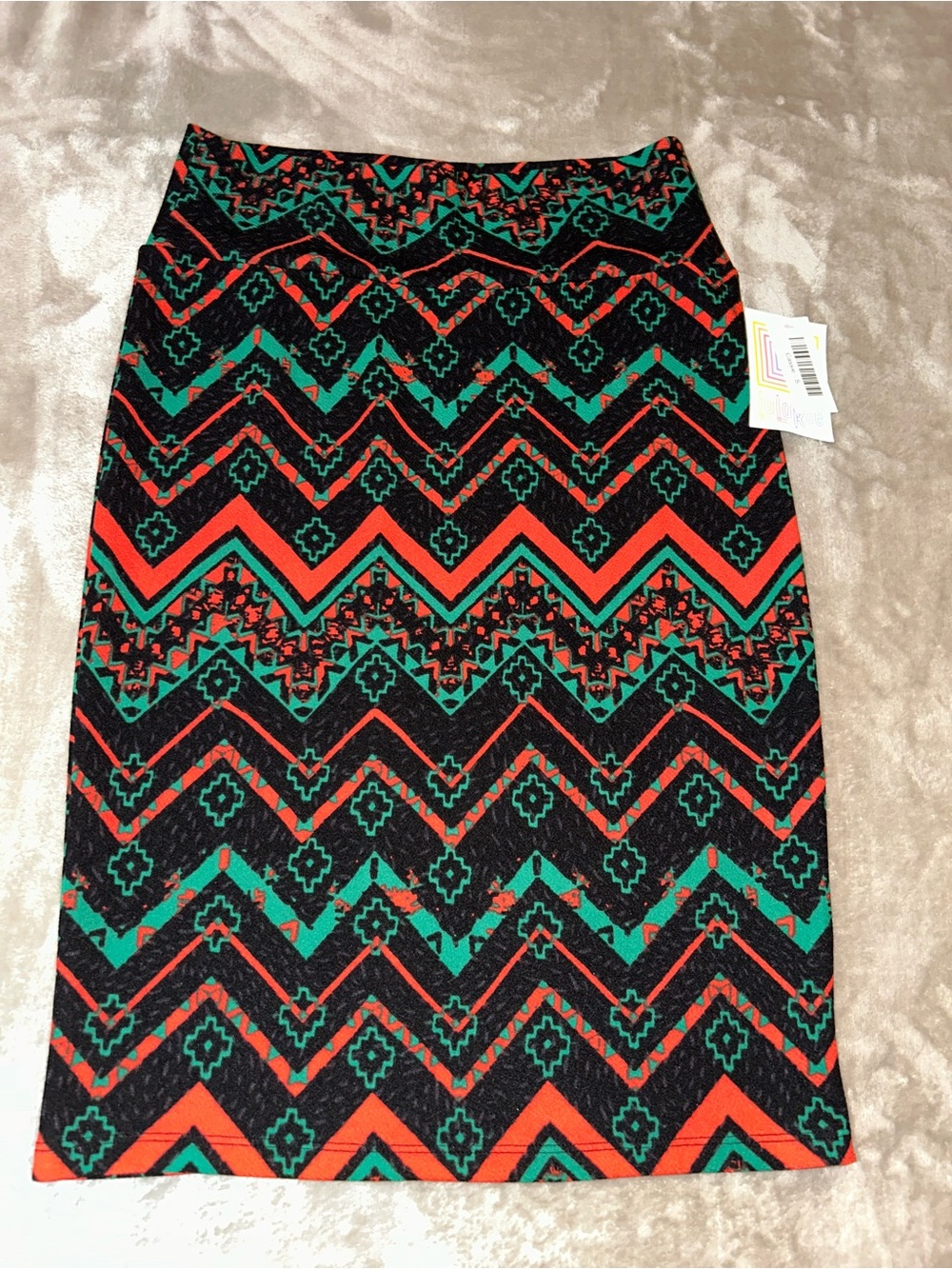 NWT LuLaRoe Black, Red & Green Chevron Cassie Pencil Skirt size Small